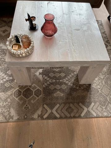 Houten Salontafel - Landelijke Stijl beschikbaar voor biedingen