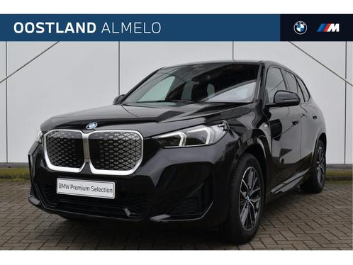 BMW iX1 eDrive20 M Sport / Sportstoelen / Adaptieve LED / M, Auto's, BMW, Bedrijf, Te koop, iX1, Achteruitrijcamera, Alarm, Bochtverlichting