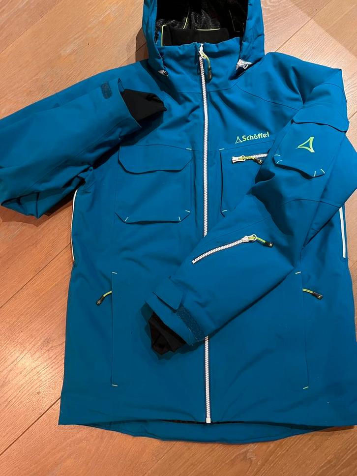 Ski jack Schöffel heren maat 50  zgan, Kleding | Heren, Wintersportkleding, Zo goed als nieuw, Jack, Maat 48/50 (M), Ophalen
