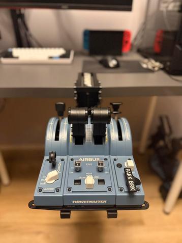 Thrustmaster TCA Airbus throttle quadrant beschikbaar voor biedingen