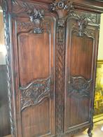 Prachtige copie Antieke Kast met Houtsnijwerk, Ophalen