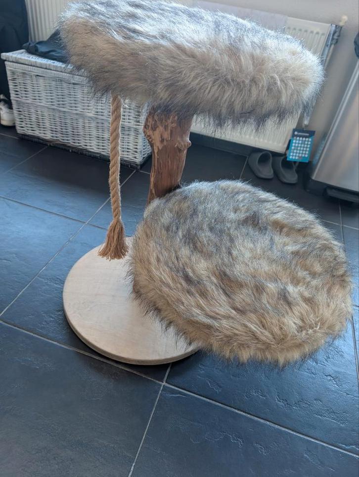 Mooie stevige krabpaal, Dieren en Toebehoren, Katten-accessoires, Zo goed als nieuw, Ophalen