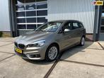 BMW 2-serie Gran Tourer 216i Executive Leder 1e eigenaar, Auto's, Voorwielaandrijving, 730 kg, Euro 6, 2-Serie Gran Tourer