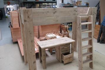 Stevige hoogslaper, steigerhout 200x90 of 200x200  beschikbaar voor biedingen