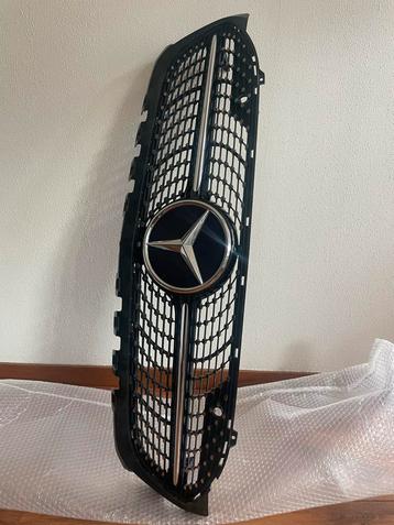 Mercedes-Benz Grill A klasse W177 AMG beschikbaar voor biedingen