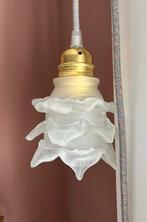 Vintage Bloemvormige Hanglamp, Huis en Inrichting, Lampen | Hanglampen, Ophalen of Verzenden, Zo goed als nieuw, Glas, Minder dan 50 cm