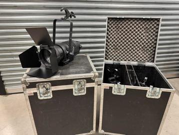 8x infinity TF 300 fresnel LED beschikbaar voor biedingen