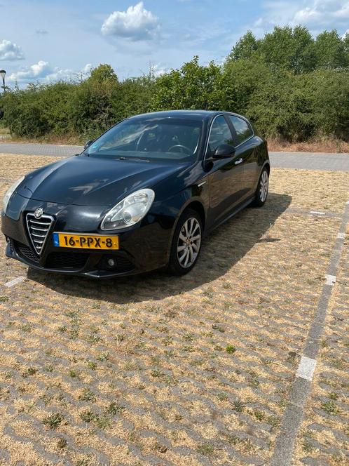 Alfa Romeo Giulietta 1.4 Turbo Multi AIR 2011 Zwart, Auto's, Alfa Romeo, Particulier, Giulietta, Airconditioning, Boordcomputer