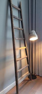 Oude houten schilderstrap, Ophalen, Gebruikt