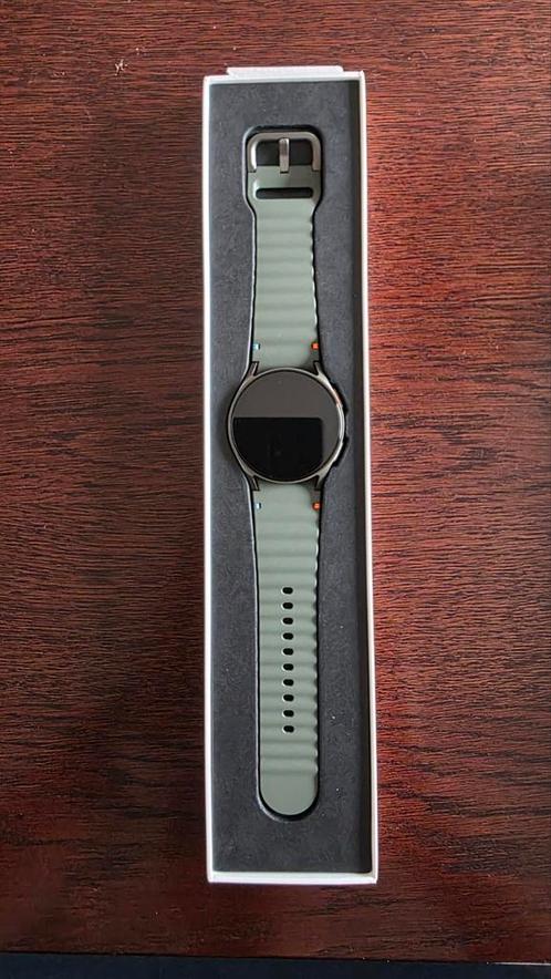 Nieuwe Galaxy Watch 7 40mm LTE Groen, Sieraden, Tassen en Uiterlijk, Smartwatches, Nieuw, Groen, Calorieverbanding, Hartslag, Slaap