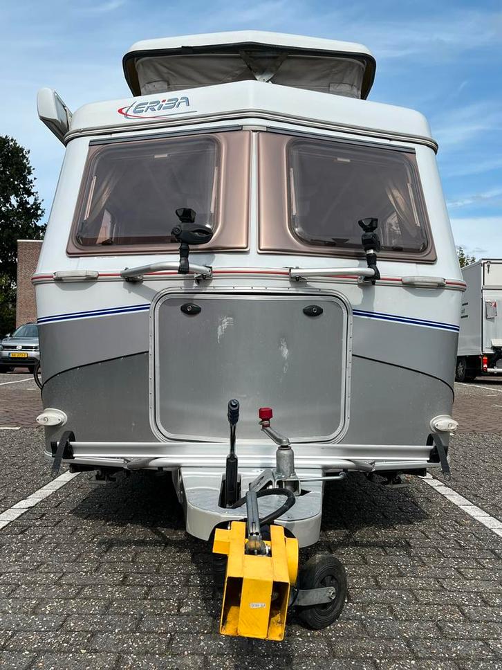Eriba Puck Touring GT 225 - Zeldzaam!, Caravans en Kamperen, Caravans, Particulier, tot en met 2, Standaardzit, Eriba, Vast bed