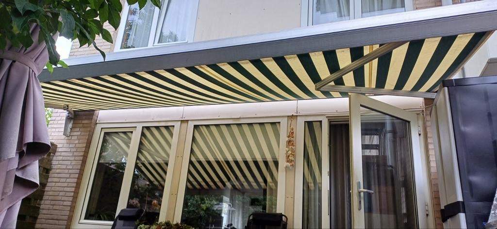 Elektrische Zonnescherm 5 x 3 m, Tuin en Terras, Zonneschermen, 150 tot 300 cm, Ophalen, Gebruikt, Knikarmscherm