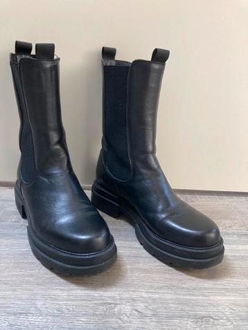 Prachtige bikerboots CaféNoir beschikbaar voor biedingen