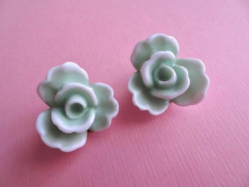 jwg Vintage 60s mint groen bloem bloemen oorbellen clips, Sieraden, Tassen en Uiterlijk, Antieke sieraden, Oorbellen, Overige materialen