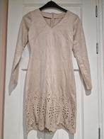 Chic by lisette jurk, Kleding | Dames, Beige, Ophalen of Verzenden, Zo goed als nieuw, Knielengte