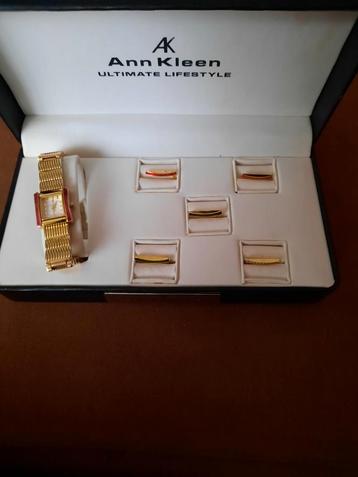 Ann Kleen Dameshorloge met extra bezels beschikbaar voor biedingen