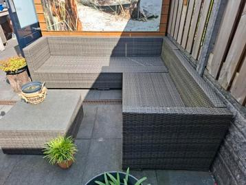 Loungeset nog netjes !!! beschikbaar voor biedingen