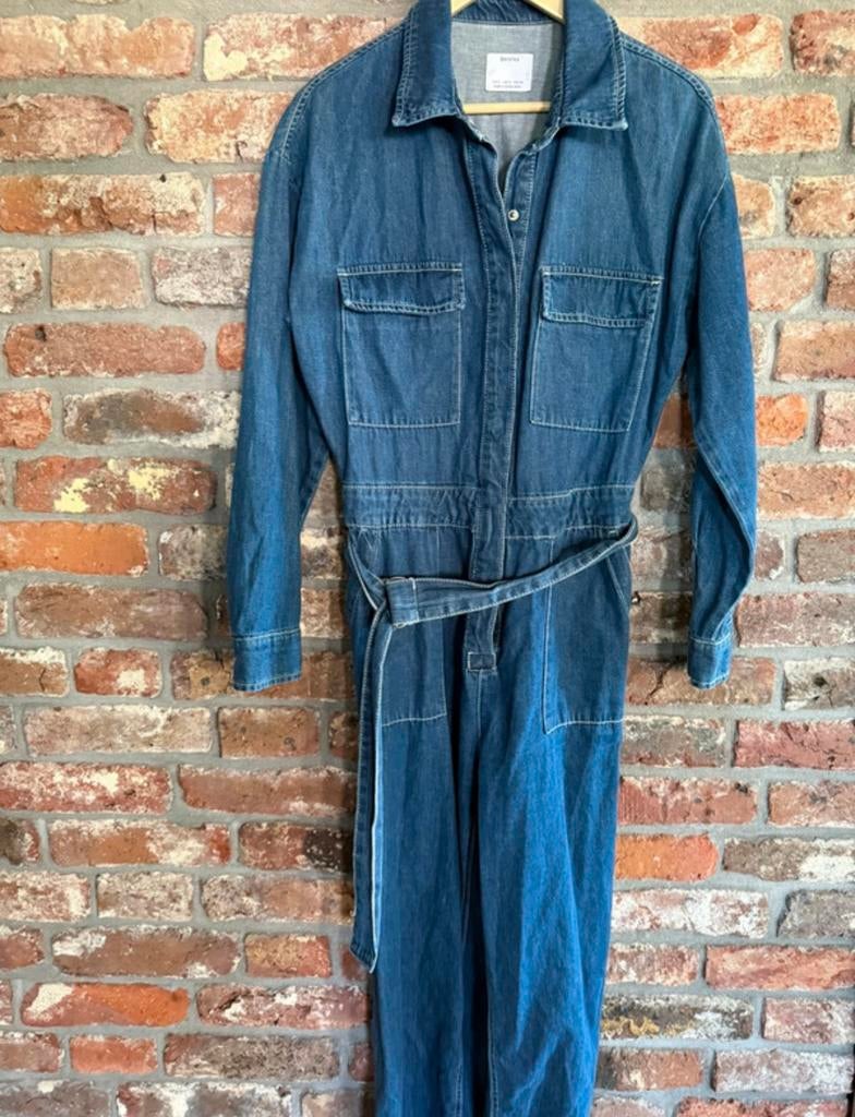 Bershka Denim Jumpsuit - Maat S, Kleding | Dames, Jumpsuits, Blauw, Zo goed als nieuw, Maat 36 (S), Bershka