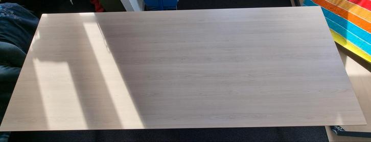 Grote verstelbare bureautafel met kabelgoot, Huis en Inrichting, Tafels | Eettafels, Gebruikt, 50 tot 100 cm, 200 cm of meer, tot twee personen