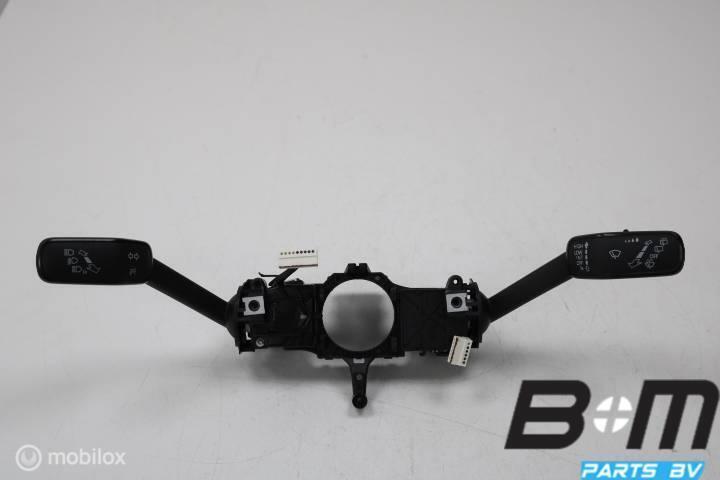 Stuurkolomschakelaars VW Tiguan 5NA 5Q0953521AT, Auto-onderdelen, Dashboard en Schakelaars, Gebruikt