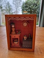 Charmant houten miniatuur tafereel in een houten lijst, Ophalen of Verzenden, Gebruikt, Overige typen