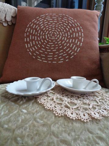 2 Brocante Porseleinen Blakers Kandelaars ** Mimosa ** beschikbaar voor biedingen