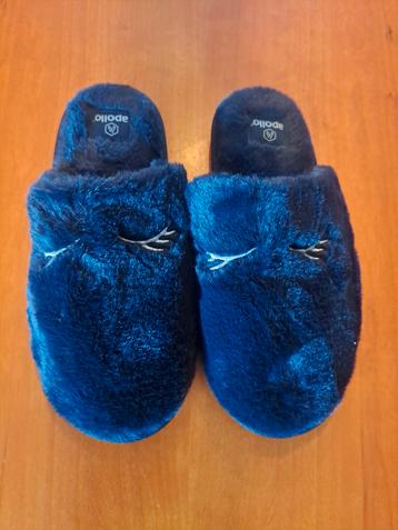 Pantoffels Apollo donkerblauw maat 41/42 beschikbaar voor biedingen