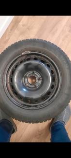 Renault Scenic winterbanden 6mm 5x114,3 205/60/16, Auto-onderdelen, Banden en Velgen, Ophalen, 16 inch, Banden en Velgen, 205 mm