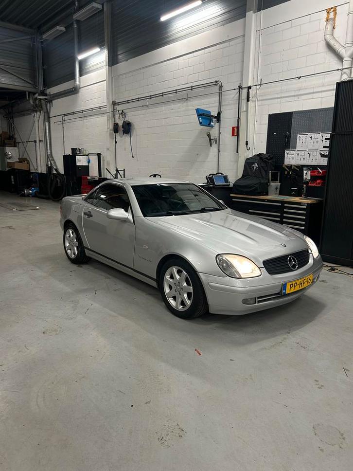 Mercedes-Benz SLK 2.3 Slk230 Kompr Roadster 1996 Grijs, Auto's, Mercedes-Benz, Particulier, SLK, ABS, Airconditioning, Alarm, Climate control