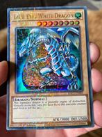 Yu-Gi-Oh! Blue-Eyes White Dragon HAC1-EN001 1st Ed !, Foil, Ophalen of Verzenden, Losse kaart, Zo goed als nieuw