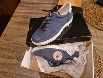 Dames snickers Hush Puppies 37. Leer. Blauw., Kleding | Dames, Schoenen, Nieuw, Sneakers of Gympen, Blauw, Ophalen of Verzenden