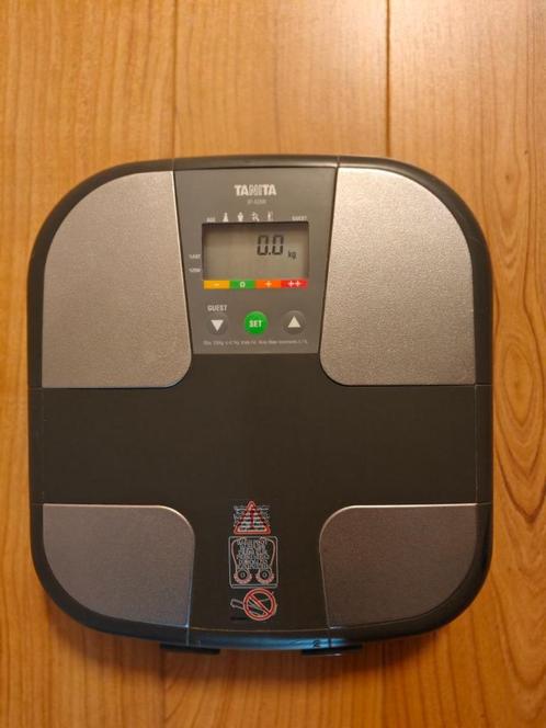 Tanita Personen Weegschaal BF-626W Body Fat Monitor / Scale, Witgoed en Apparatuur, Weegschalen, Gebruikt, Digitaal, Personenweegschaal