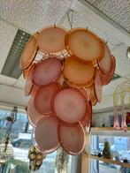 Luster met glazen schijven hanglamp in roze en oranje tinten, Gebruikt, 50 tot 75 cm, Ophalen of Verzenden, Glas