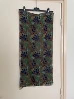 Sjaal Kleur Blauw , Groen en Bruin., Ophalen of Verzenden, Zo goed als nieuw, Sjaal