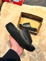 Nike calm slide black ‘maat 36,5’, Kleding | Dames, Slippers, J, Zwart, Nieuw