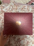 Charlotte Tilbury doos, Sieraden, Tassen en Uiterlijk, Ophalen of Verzenden, Zo goed als nieuw
