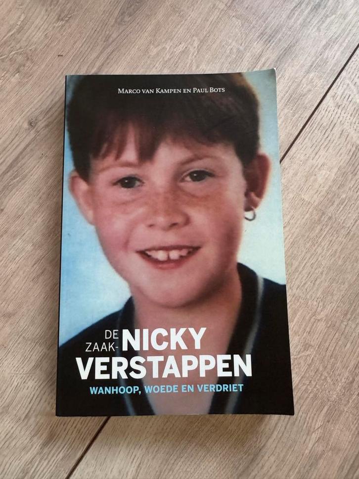 Boek: De Zaak Nicky Verstappen, Boeken, Biografieën, Gelezen, Overige, Ophalen of Verzenden