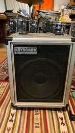 Roland cube 60 keyboard versterker op wieltjes, Ophalen of Verzenden, Zo goed als nieuw