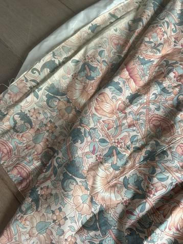 Libert Londen  2x vintage gordijnen 160x150 cm beschikbaar voor biedingen