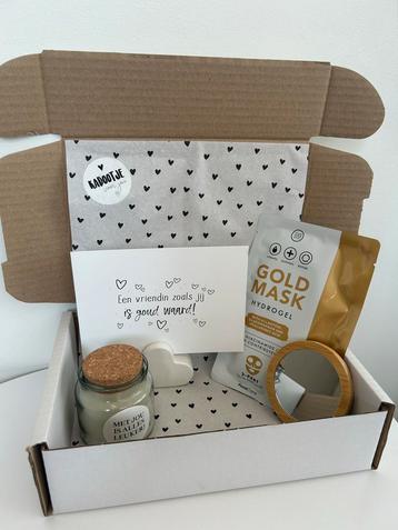 Cadeaupakketje voor vriendin beschikbaar voor biedingen