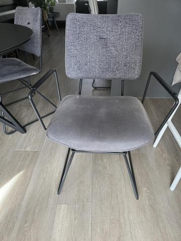 Xooon eetkamerstoelen beschikbaar voor biedingen