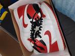 Jordan 1 retro high og heritage, Ophalen of Verzenden, Zo goed als nieuw, Overige kleuren