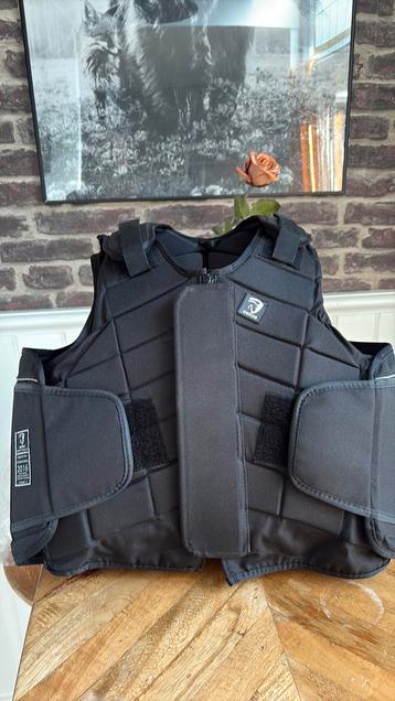 HORKA bodyprotector adult XS beschikbaar voor biedingen