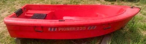 GEVRAAGD klein polyester (bij)bootje, Watersport en Boten, Kano's, Gebruikt, Overige typen, Ophalen