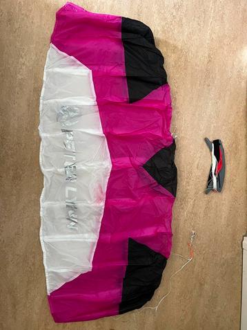 Peter Lynn (vibe 1.6) 2-line bridled foil kites beschikbaar voor biedingen
