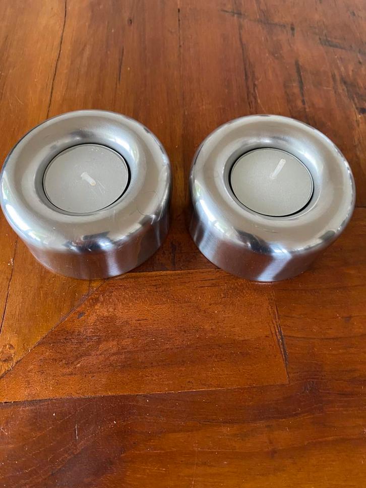 2 stuks mooie Stelton waxinelichthouder donut, Huis en Inrichting, Woonaccessoires | Kandelaars en Kaarsen, Gebruikt, Kandelaar