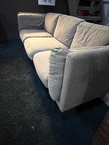 GRATIS! Leuke 3-zits bank met afritsbare kussens