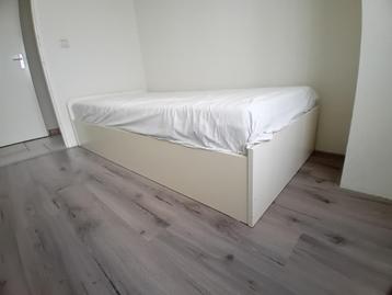 Éénpersoonsledikant (90 x 200 cm) beschikbaar voor biedingen