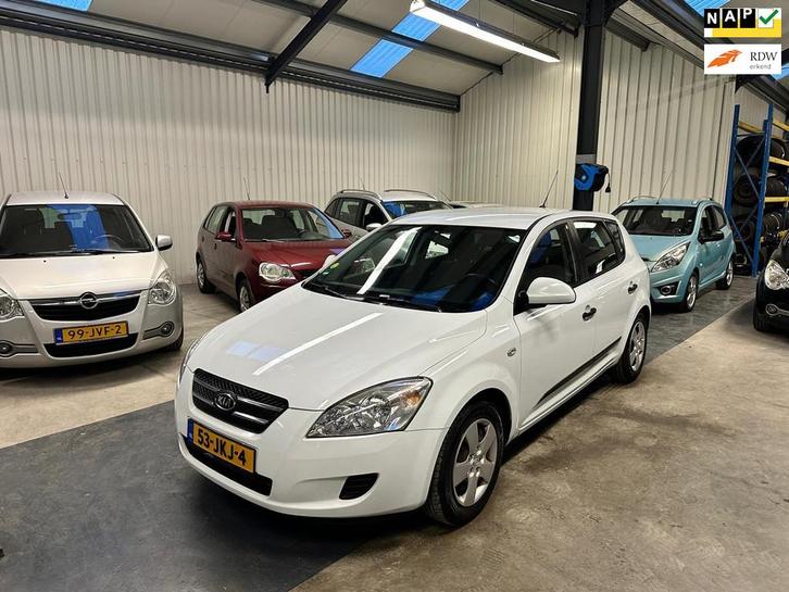 Kia Cee'd 1.4 X-tra ISG, Auto's, Kia, Te koop, (Pro) Cee d, ABS, Airbags, Airconditioning, Alarm, Centrale vergrendeling, Elektrische buitenspiegels