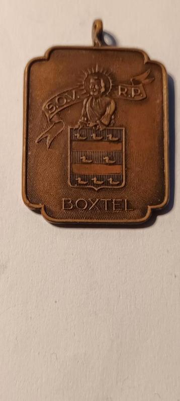 Boxtel Speldje/Pin - Sov. R.P. beschikbaar voor biedingen